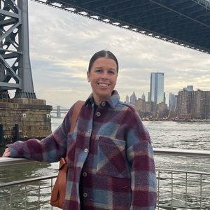 Meet your Posher, Catherine